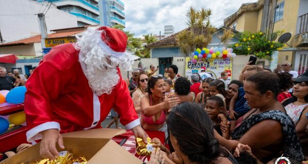 Papai Noel do Parókia traz solidariedade e samba neste sábado (20), em Cabo Frio