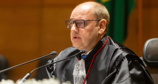 Governador interino revoga "canetada" de Cláudio Castro e devolve proteção a APAs da região