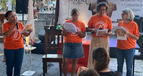 Coletivo 'Mulherada que escreve' chega ao Charitas com o projeto 'Nossos contos contam