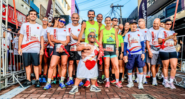 Com pedido de casamento e recorde de participantes, Love Run celebra sucesso em Cabo Frio