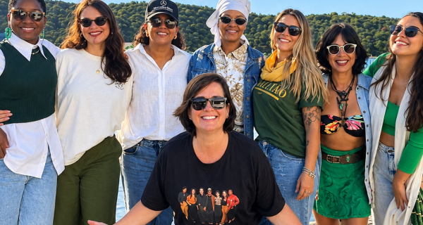 DesAmélias promove roda de samba em homenagem a Cosme e Damião em Cabo Frio
