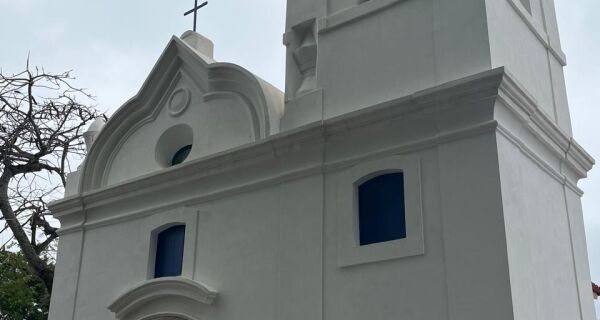 Igreja São Benedito, na Passagem, em Cabo Frio, será reaberta nesta segunda-feira (5)
