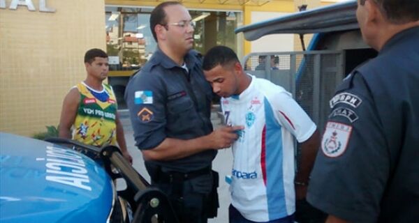 Acusado de participar de assassinato ao sargento Carvalho em fevereiro é preso por PMs