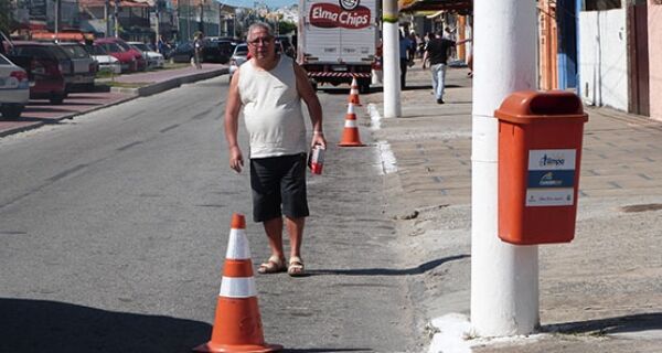 Guarda Municipal coloca cones para impedir estacionamento irregular em São Cristóvão