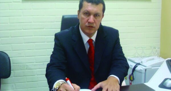 Entrevista Carlos Magno: '‘Melhor recorrer no cargo do que fora dele’