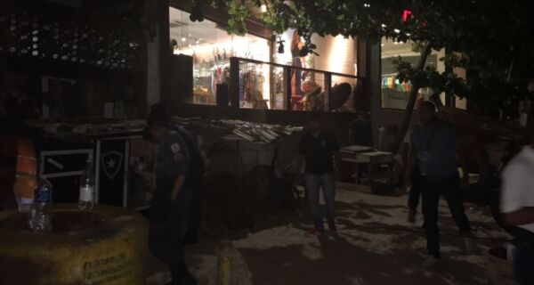 Polícia reprime 'cracolândia' instalada próximo à Orla Bardot