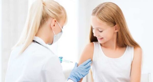 Campanha estadual atualiza carteira de vacinação em Arraial do Cabo