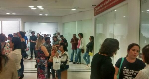 MP pede fim da greve da Educação