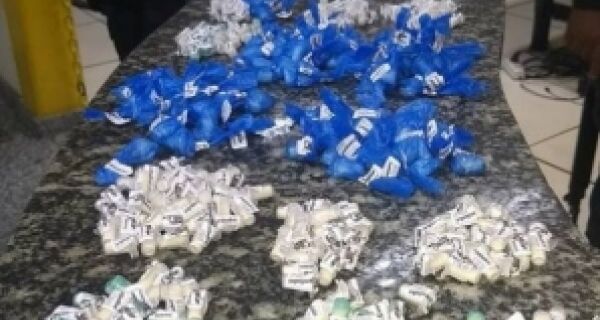 PM apreende mais de 300 cápsulas de cocaína em Cabo Frio