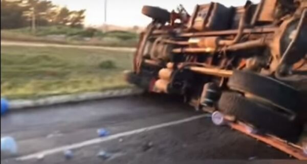 Acidente na estrada que liga Cabo Frio e Arraial deixa uma pessoa morta
