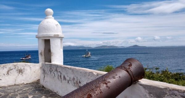 Cartões postais de Cabo Frio são passeio pela história da cidade