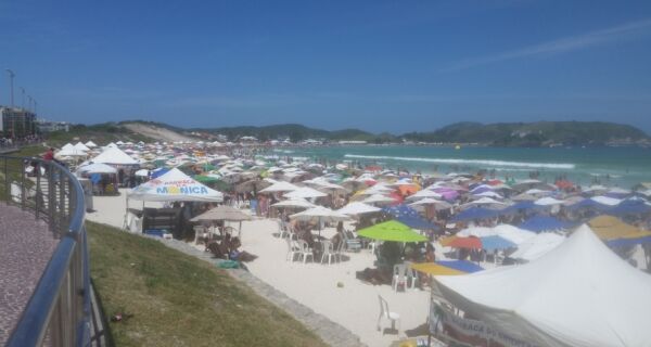 Turistas tecem elogios à cidade, enquanto comerciantes vislumbram verão movimentado após bons resultados