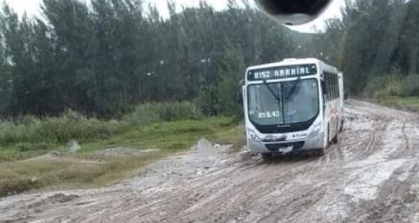 Salineira suspende circulação de ônibus no centro de Arraial