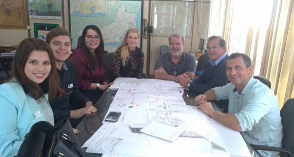 Mobilidade Urbana se reúne com DER para discutir projetos viários para Cabo Frio