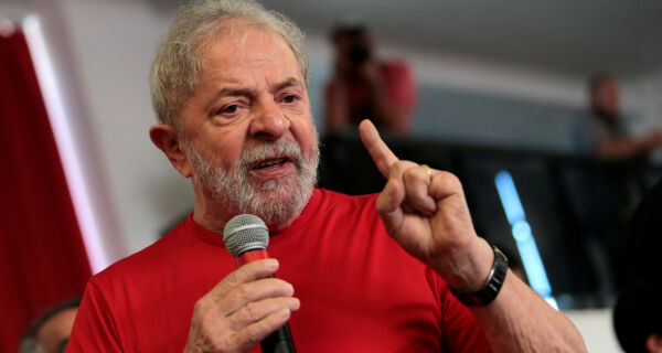 Juiz manda soltar ex-presidente Lula
