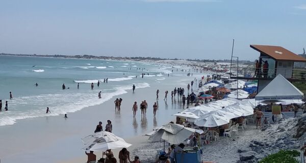 Homem morre afogado neste sábado na Praia do Foguete, em Cabo Frio 