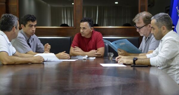 Proposta de desoneração de empresas é apresentada a prefeito de São Pedro