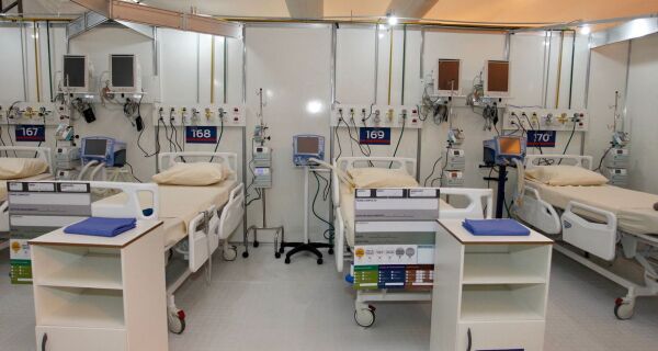 "Fundação Estadual de Saúde vai concluir hospitais de campanha e deixar legado à população", diz Witzel
