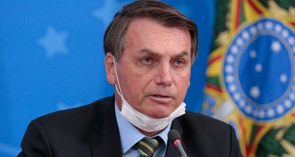 Bolsonaro defende protocolo de tratamento precoce contra Covid-19