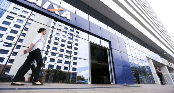 Caixa Econômica Federal credita auxílio emergencial para nascidos em agosto