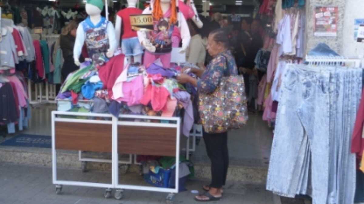 Lojas de roupas baratas em cabo frio 2025