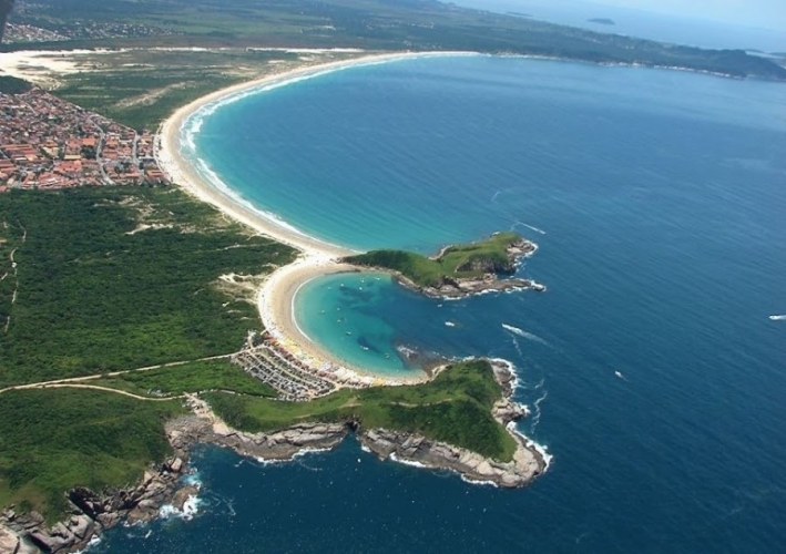 Praia do Peró conquista certificação internacional do Programa Bandeira
